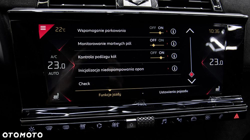 DS Automobiles DS 7 Crossback 1.6 PureTech Performance Line + - 28