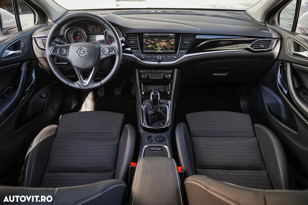 Opel Astra 1.0 Turbo Start/Stop Sports Tourer Innovation - 4
