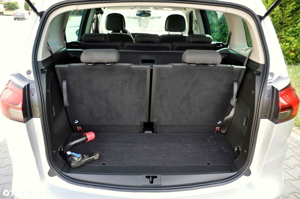 Opel Zafira - 38