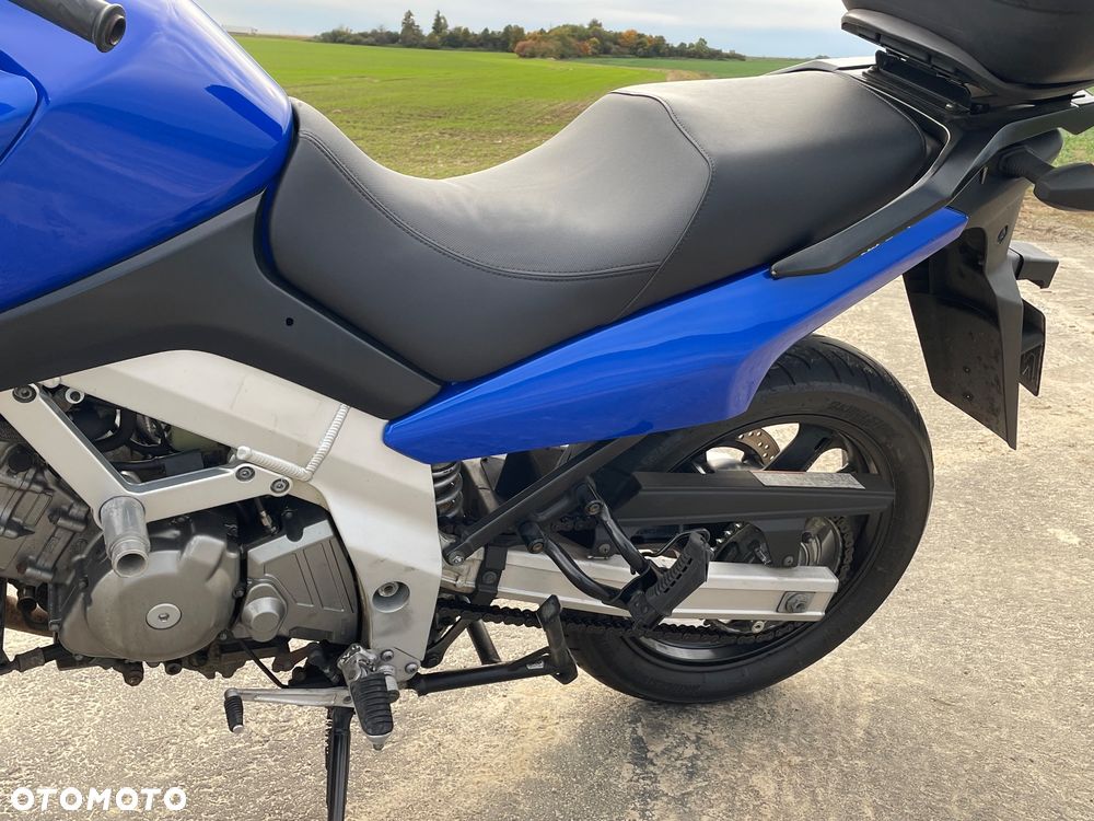 Suzuki V-STROM - 9