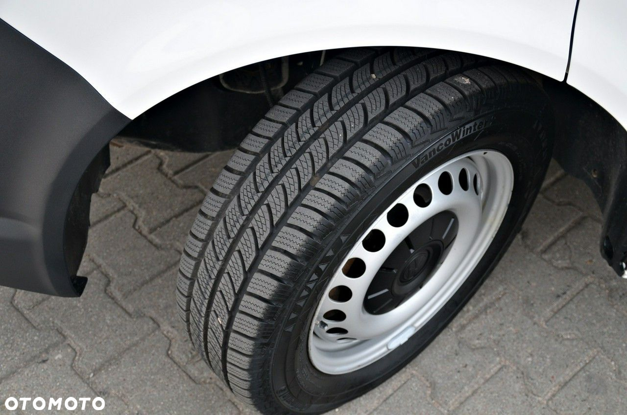 Volkswagen Transporter - 26