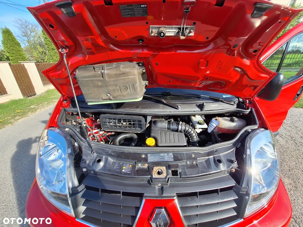 Renault Trafic - 25