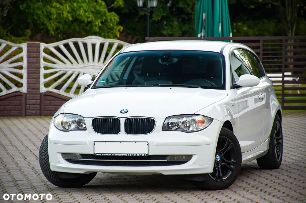 BMW Seria 1 116i - 24