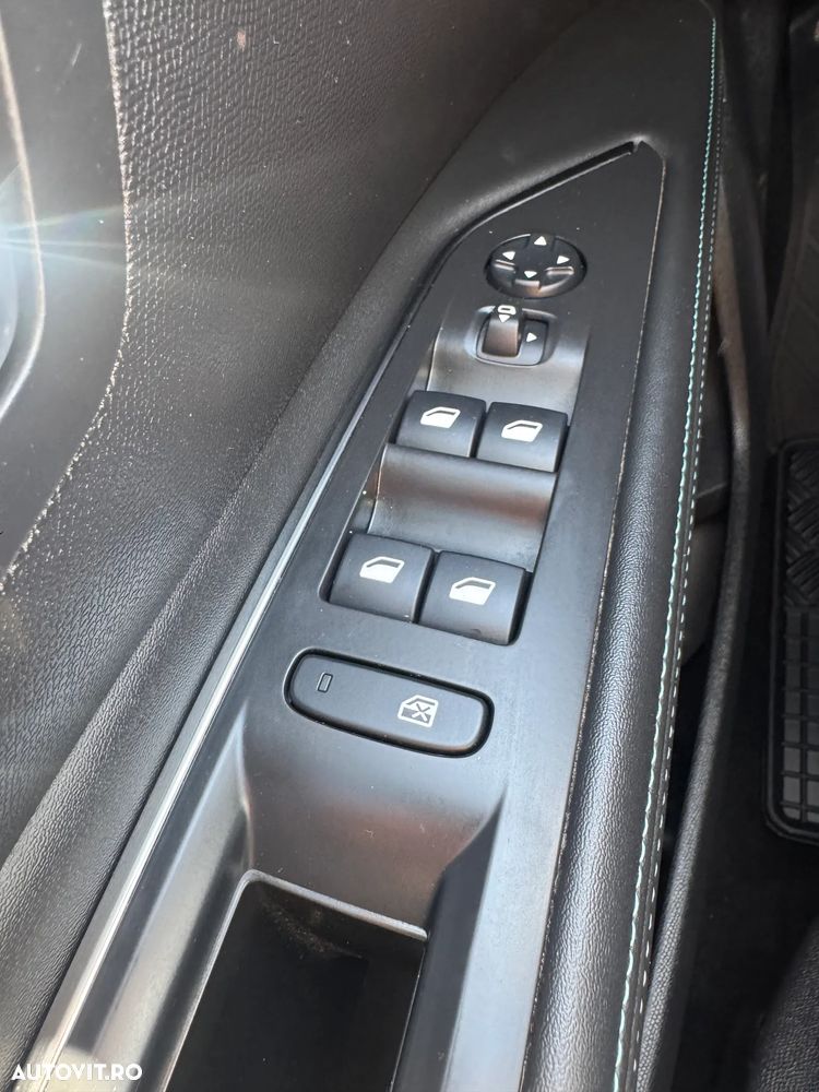 Peugeot 5008 BlueHDI 130 Allure Pack - 11