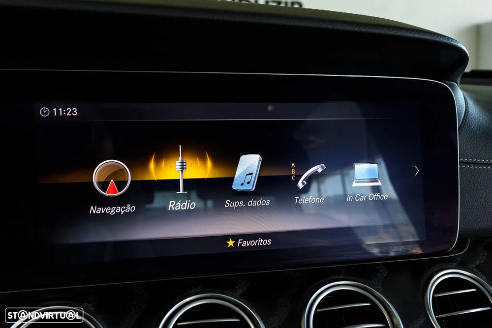 Mercedes-Benz E 300 de 9G-TRONIC AMG Line - 24