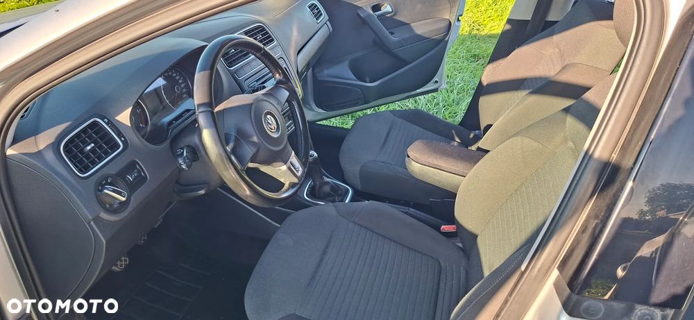 Volkswagen Polo - 5