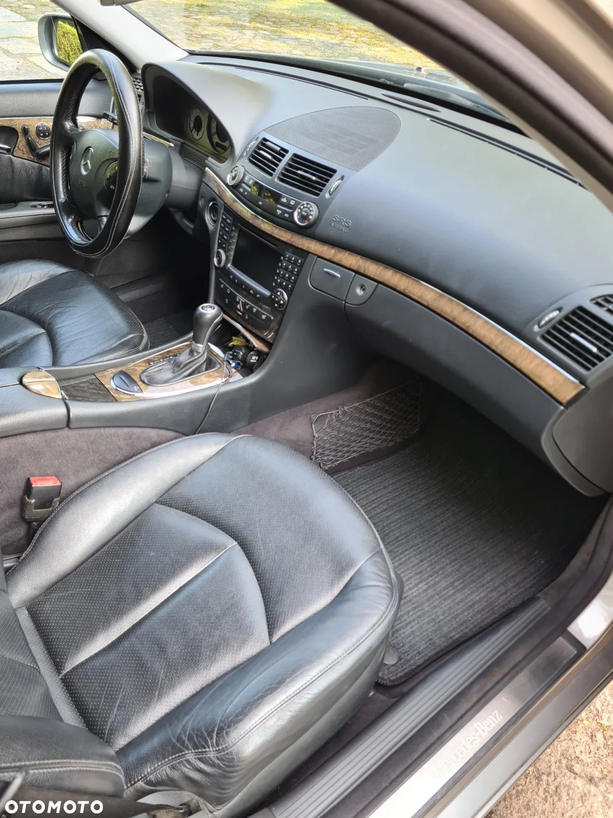 Mercedes-Benz Klasa E 320 CDI T Avantgarde - 12