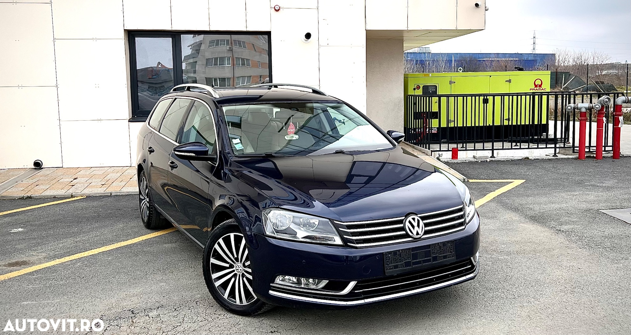 Volkswagen Passat Variant 2.0 TDI BlueMotion Technology Highline - 14