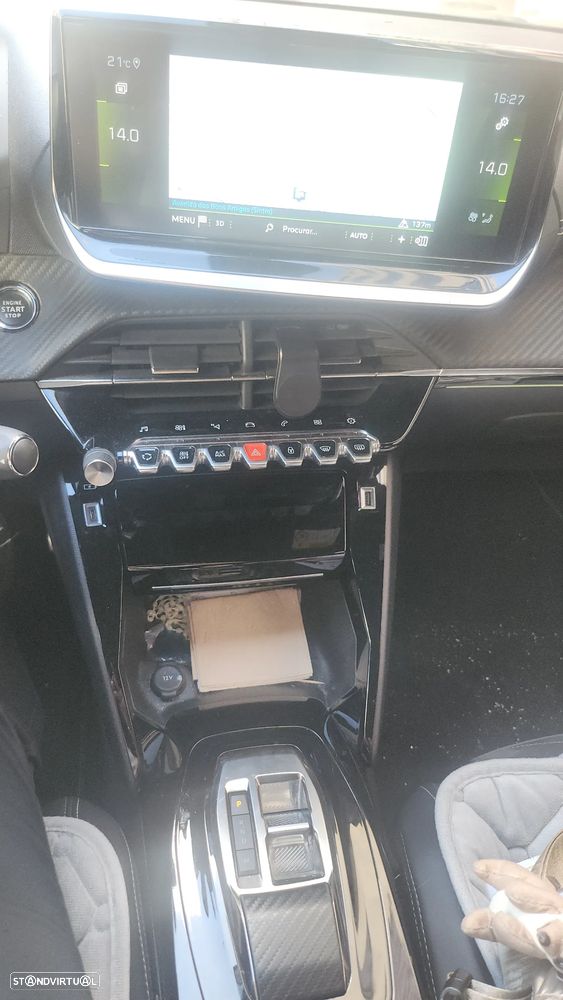 Peugeot 2008 1.5 BlueHDi GT Pack EAT8 - 14