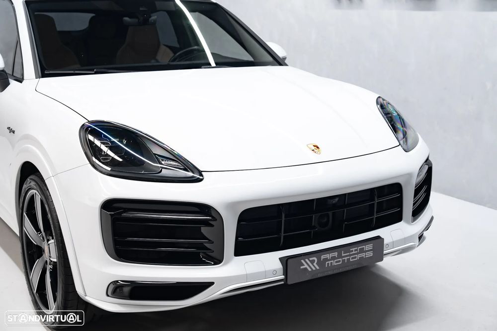 Porsche Cayenne Coupé E-Hybrid - 7