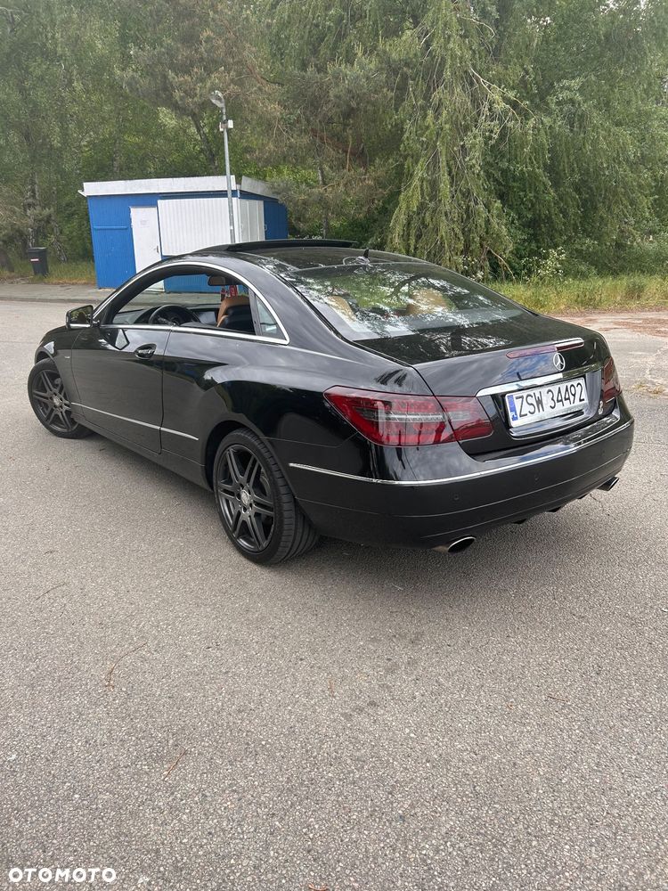 Mercedes-Benz Klasa E - 3