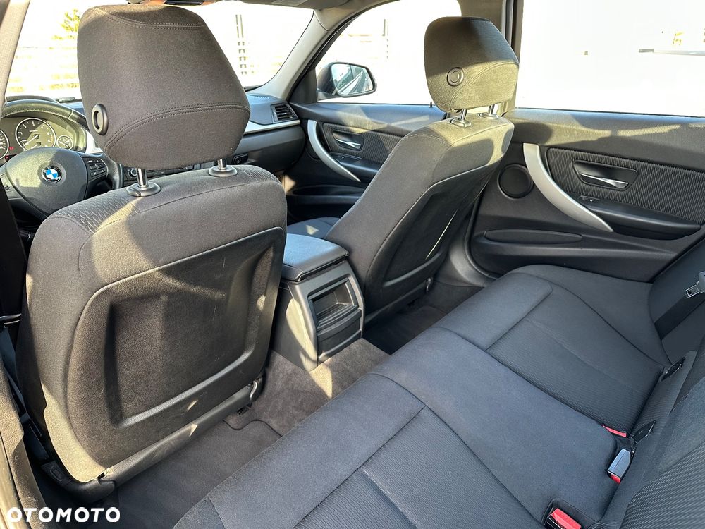 BMW Seria 3 316d Advantage - 10