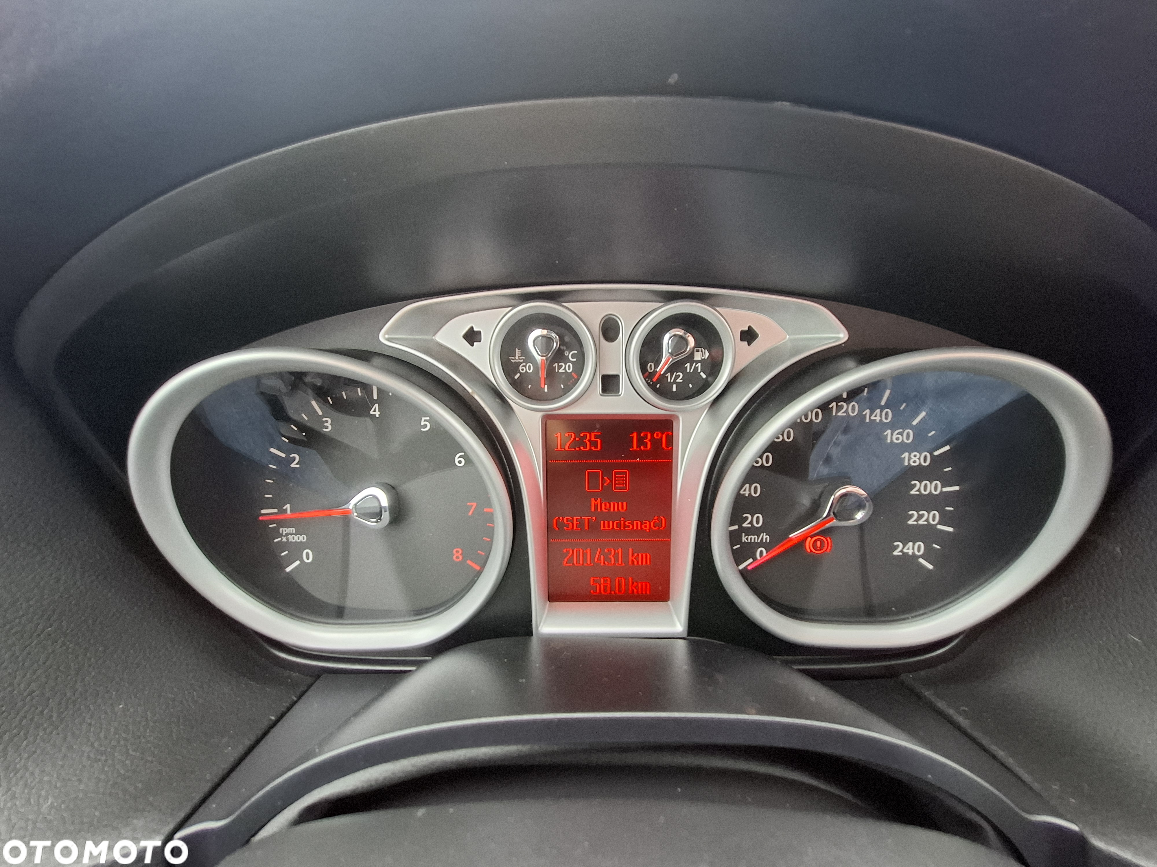 Ford Focus 1.6 Ambiente - 23