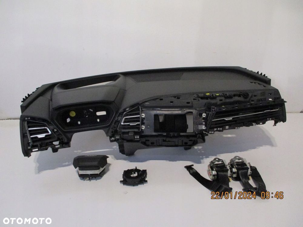 Konsola pulpit deska AUDI Q4 89A HEAD UP - 3