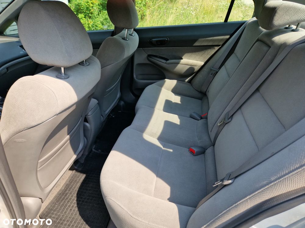 Honda Civic 1.8 Comfort - 7