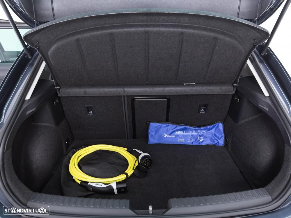 SEAT Leon 1.4 e-Hybrid Xcellence DSG - 13