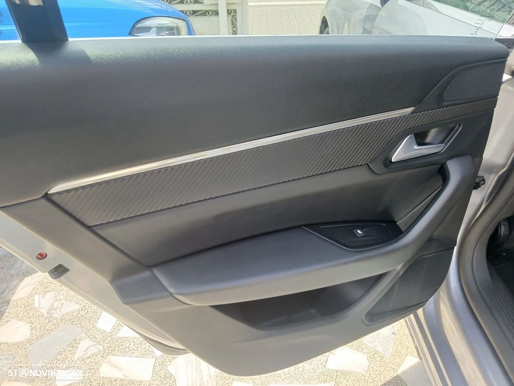 Peugeot 508 1.5 BlueHDi Allure Pack EAT8 - 24