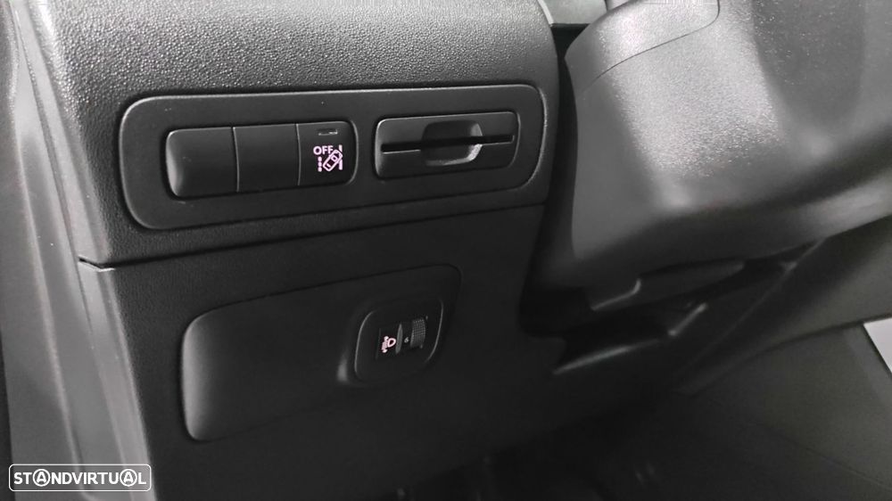 Citroën C3 Aircross 1.6 BlueHDi Shine - 28