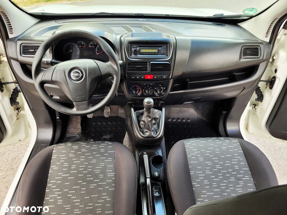 Opel Combo - 18