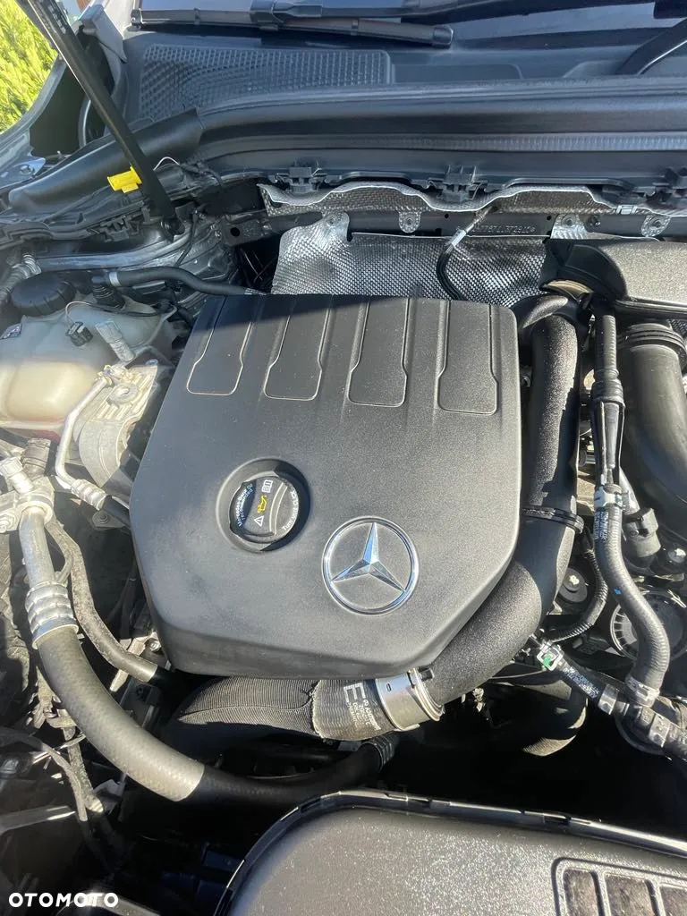 Mercedes-Benz GLA 200 Business Edition - 12