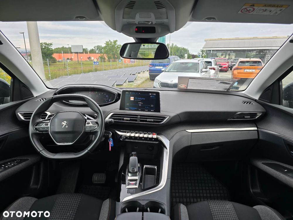 Peugeot 3008 1.2 PureTech Active S&S EAT8 - 10