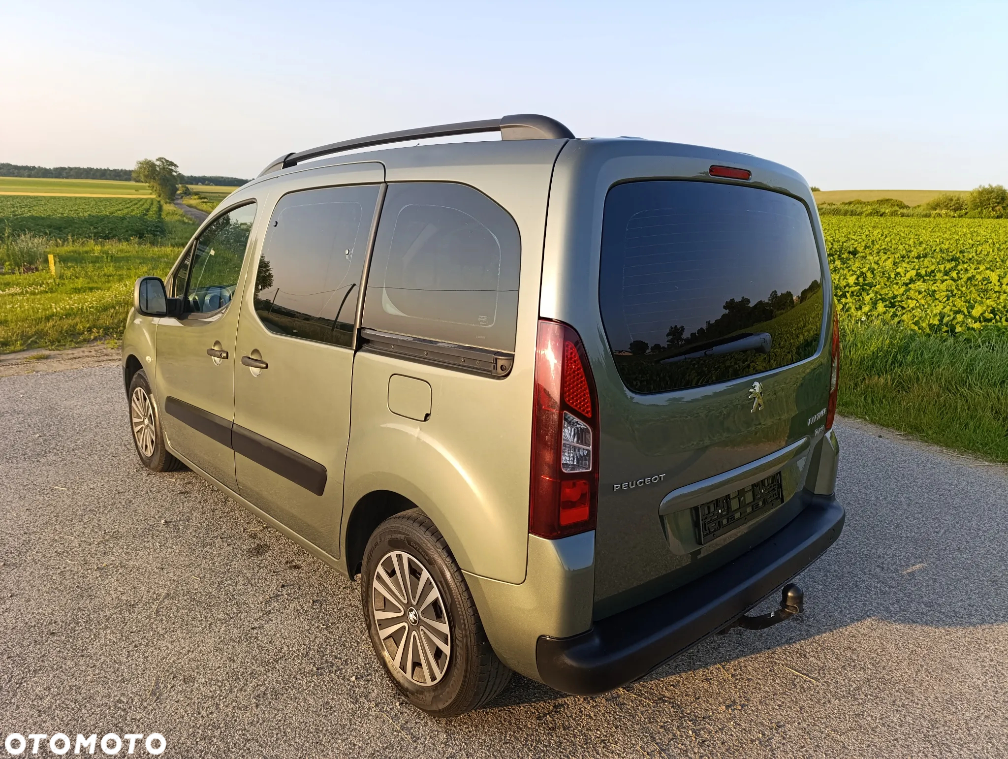 Peugeot Partner Tepee HDi FAP 110 Tendance mit Familien-Paket - 5