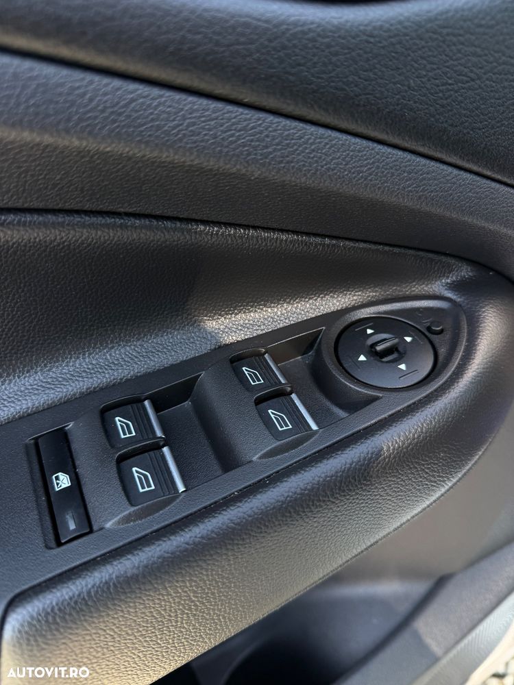 Ford Kuga 1.5 EcoBoost 2WD Titanium - 13