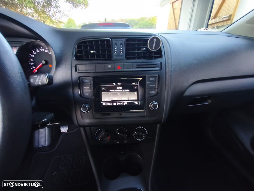 VW Polo 1.4 TDi BlueMotion - 11