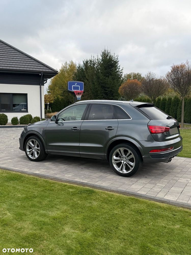 Audi Q3 2.0 TFSI Quattro Sport S tronic - 4