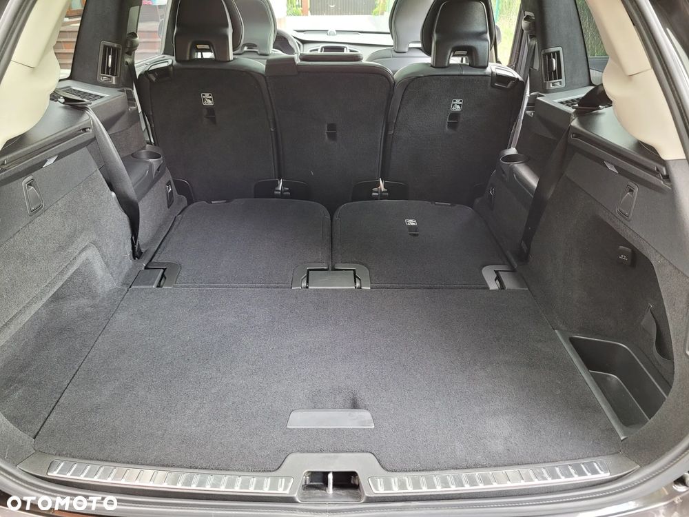 Volvo XC 90 - 14