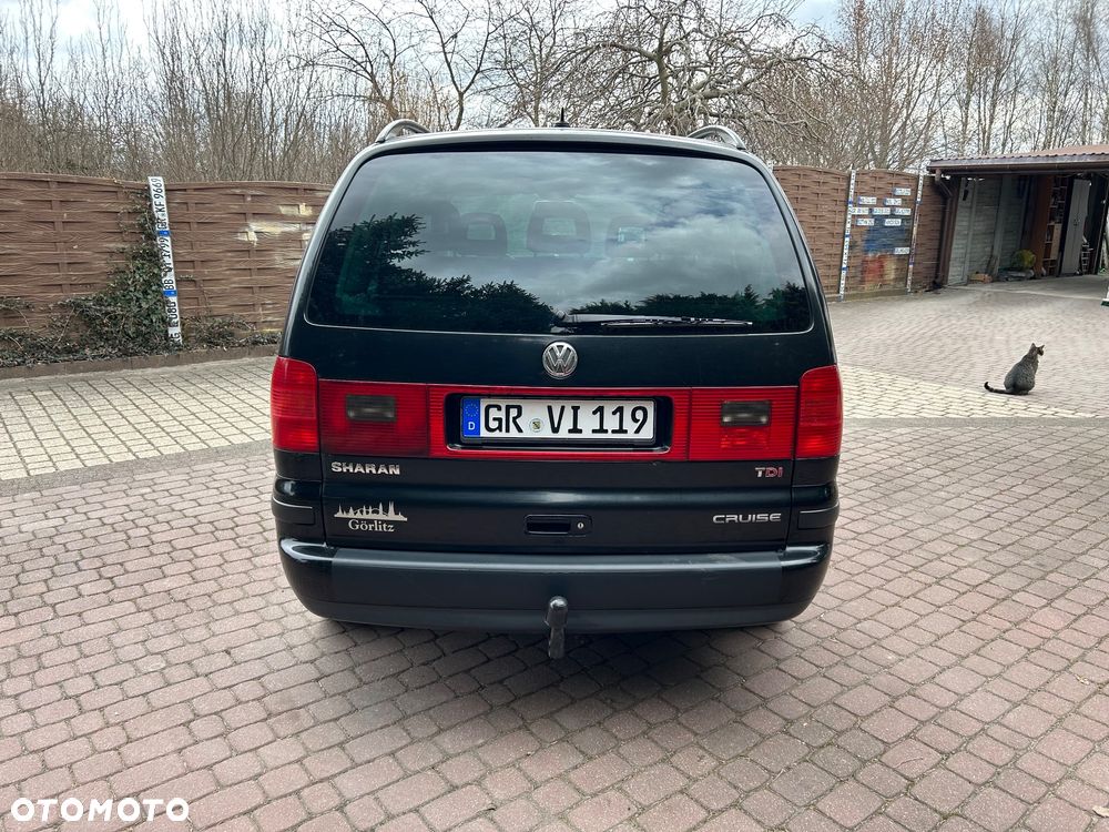 Volkswagen Sharan 1.9 TDI Family - 12