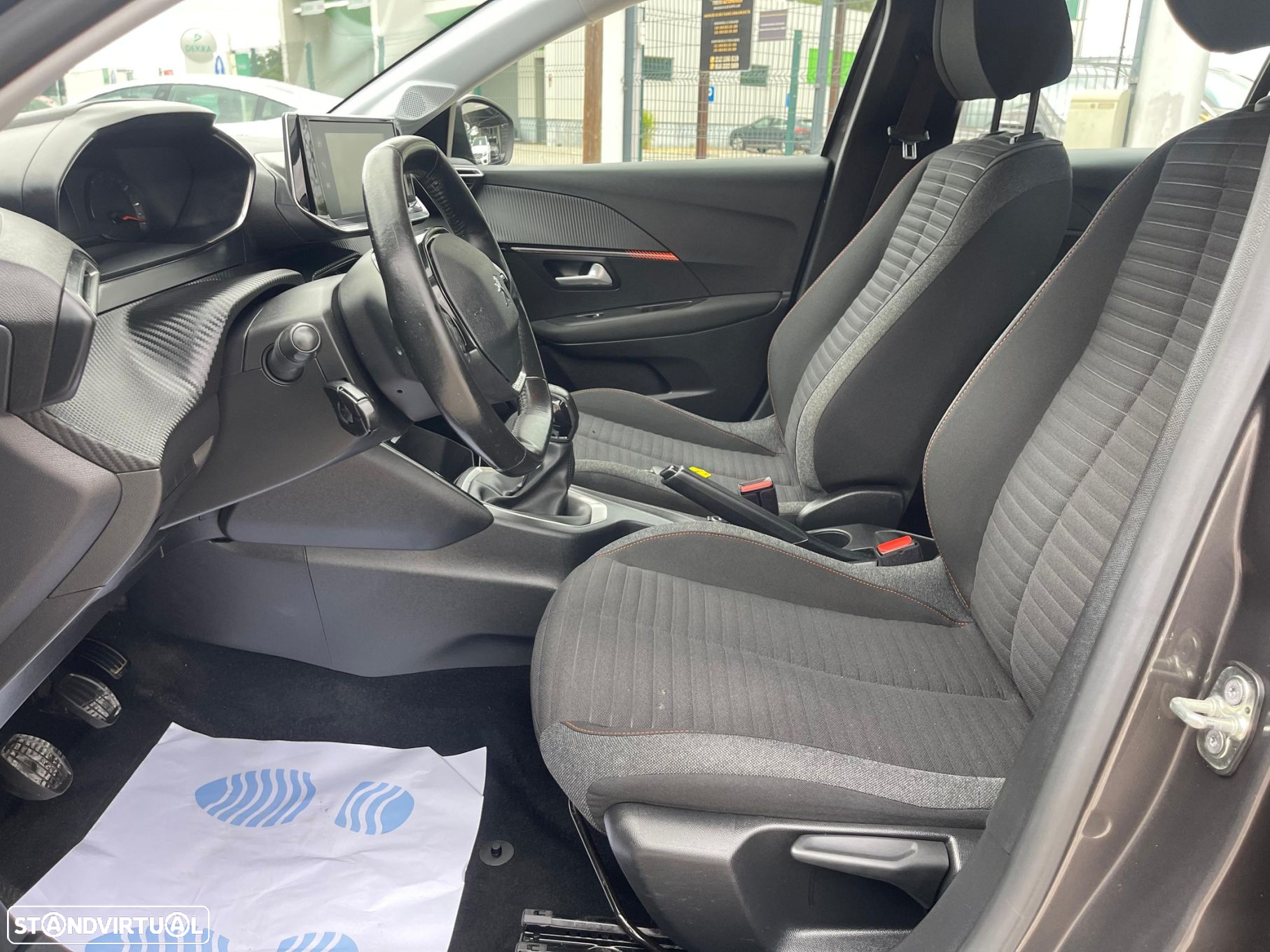 Peugeot 208 PureTech 75 Allure Pack - 24