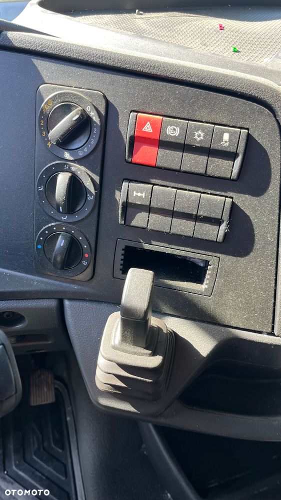 Mercedes-Benz Atego 1224 Pomoc Drogowa Podwójna Kabina Stalowa Platforma Ocynkowana Zjeżdżana Podnośnik Magoot Auto Pomoc Holownik Laweta - 26