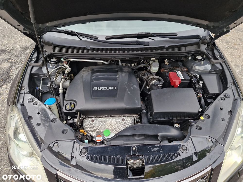 Suzuki Kizashi 2.4 Sport 4WD CVT - 28