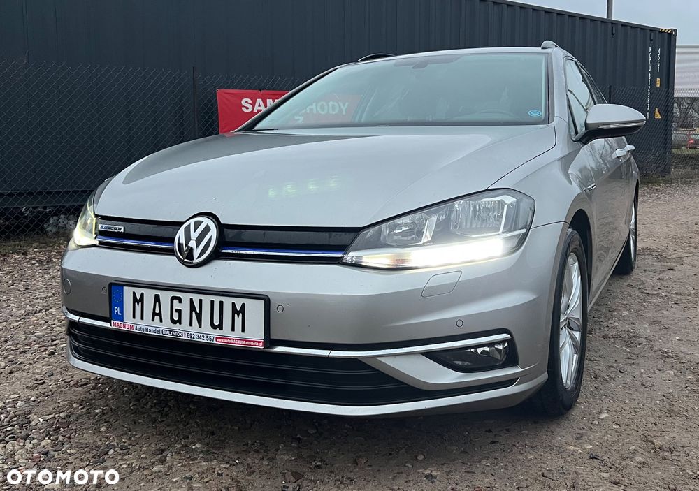 Volkswagen Golf 1.5 TSI BMT Highline - 23