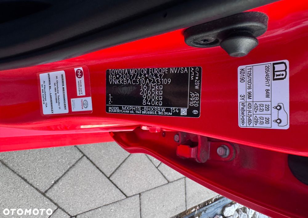 Toyota Yaris Hybrid 1.5 Executive - 22