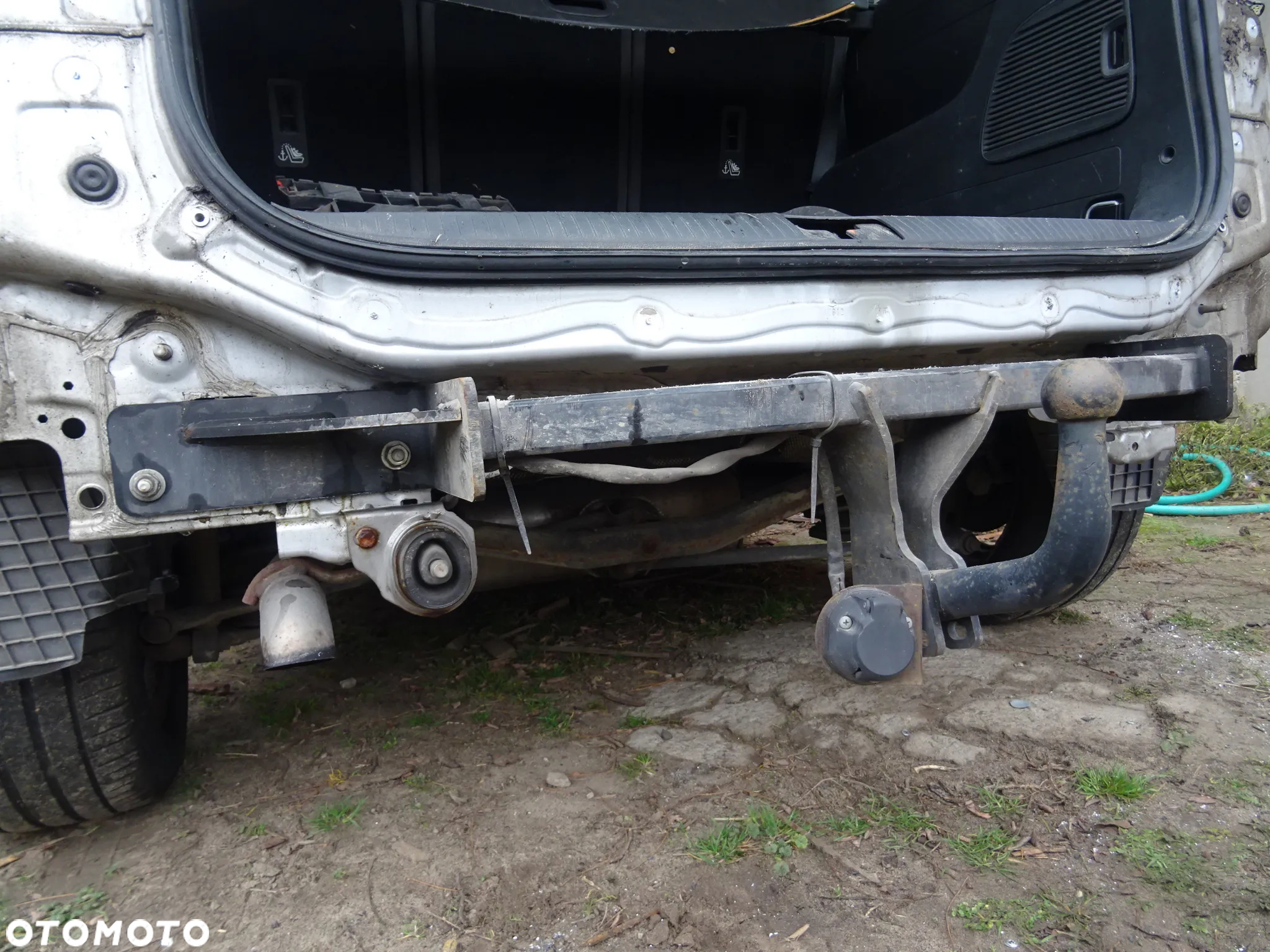 OPEL ZAFIRA C TOURER HAK HOLOWNICZY BOSAL BELKA GNIAZDO WIĄZKA MODUŁ TABLICZKA - 10