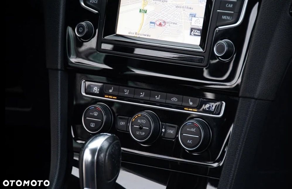 Volkswagen Golf 1.4 TSI BlueMotion Technology DSG Highline - 9