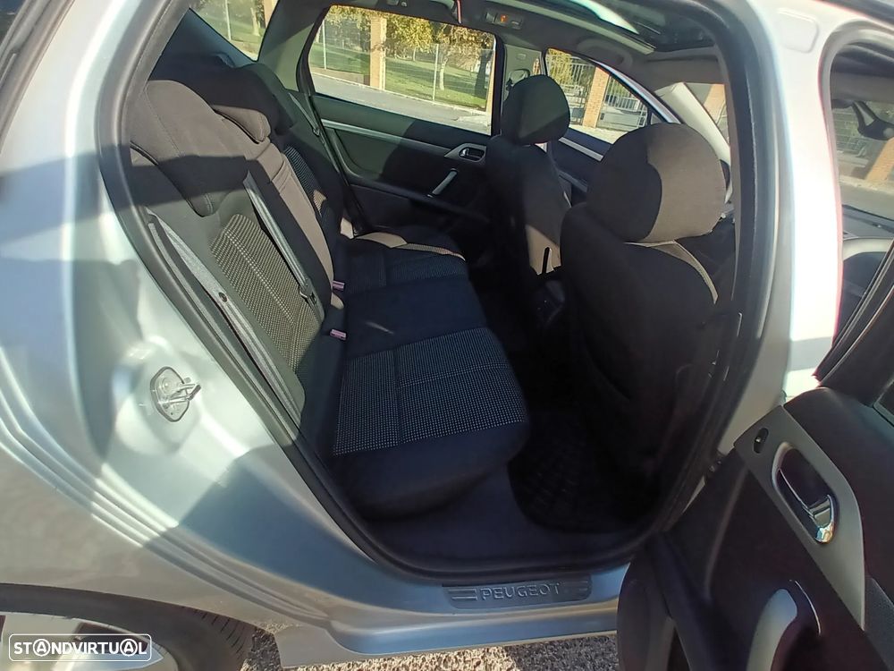 Peugeot 407 SW 1.6 HDi SE Navteq - 12