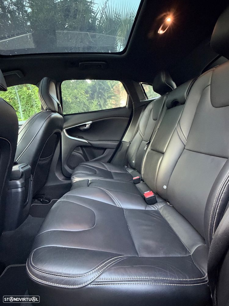 Volvo V40 D4 RDesign - 15