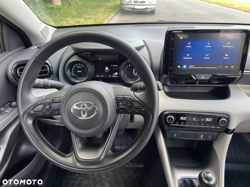 Toyota Yaris 1.5 Executive - 12