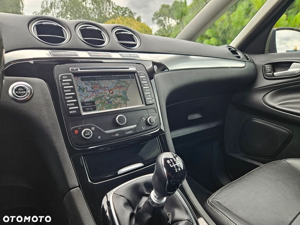 Ford S-Max 2.0 TDCi DPF Titanium - 25