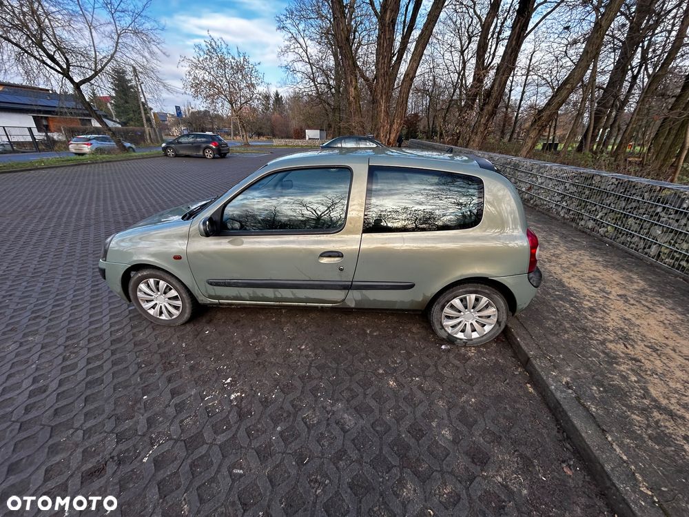 Renault Clio 1.4 16V Dynamique - 9