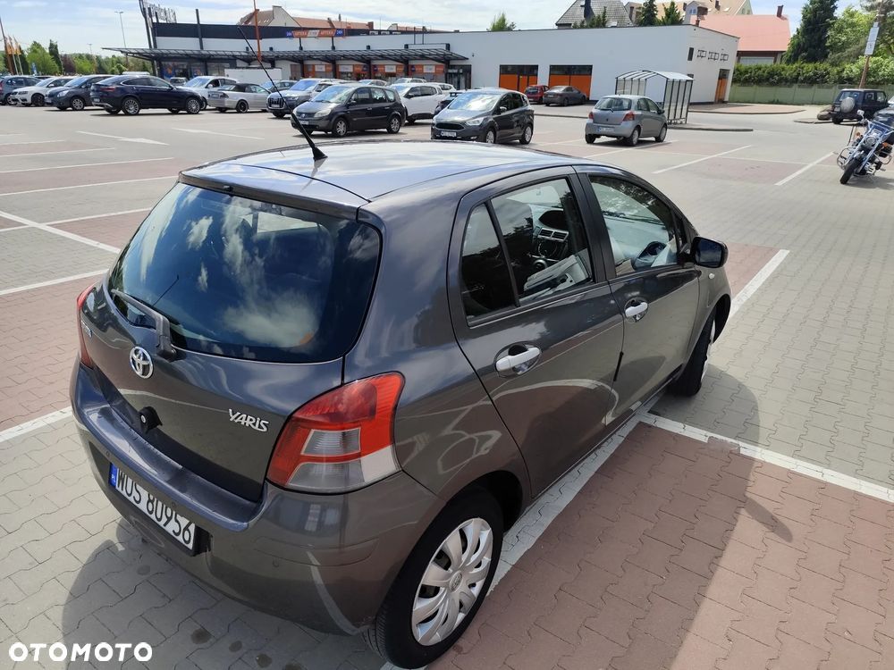 Toyota Yaris 1.4 D-4D Life - 7