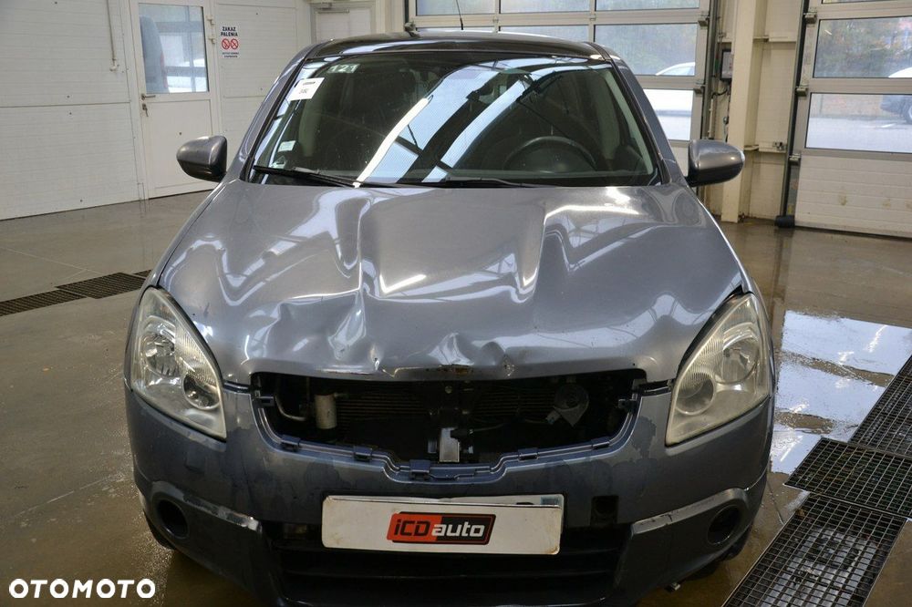 Nissan Qashqai - 2
