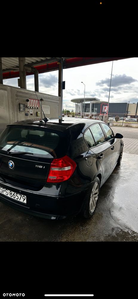 BMW Seria 1 116i - 1
