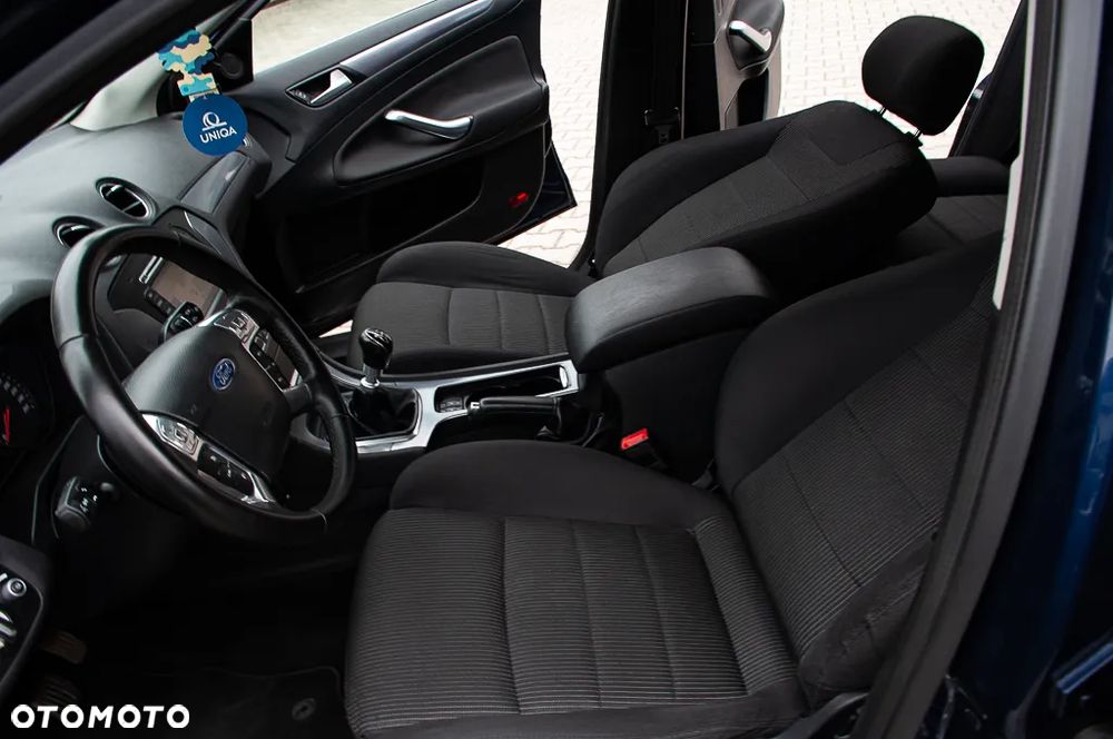 Ford Mondeo 2.0 TDCi Business Edition - 39