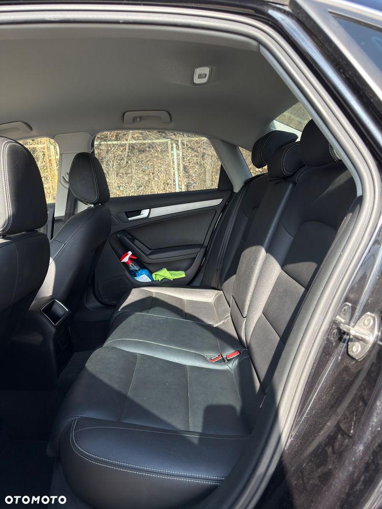 Audi A4 Limousine - 19