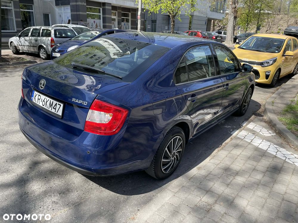 Skoda RAPID 1.2 TSI Active - 4