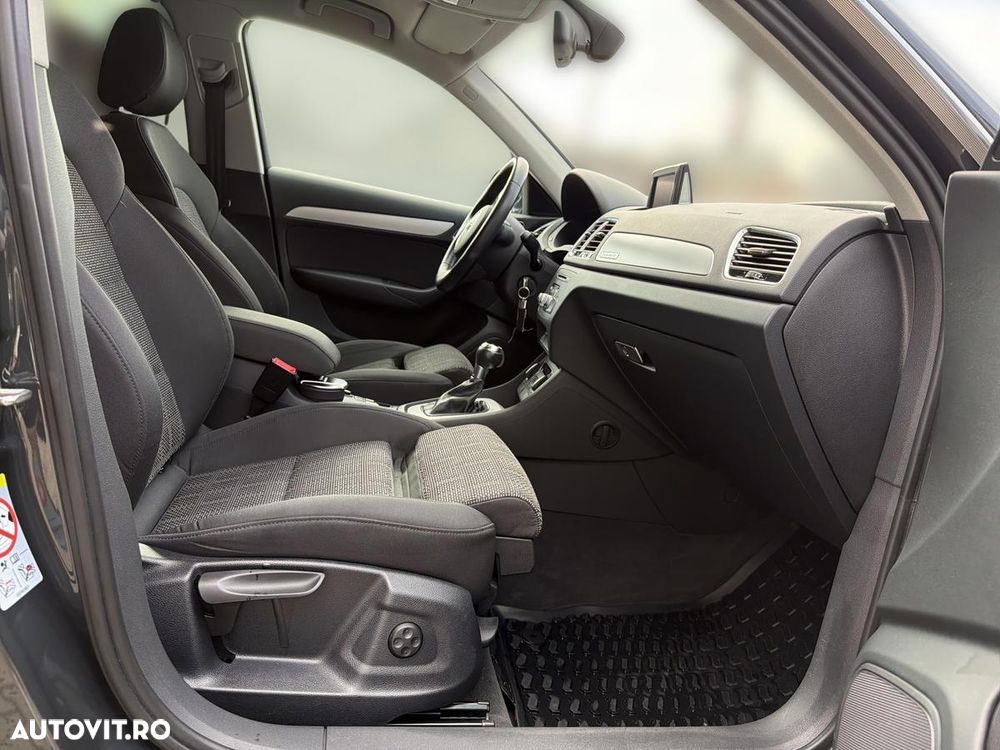 Audi Q3 2.0 TDI Quattro Stronic Design - 16